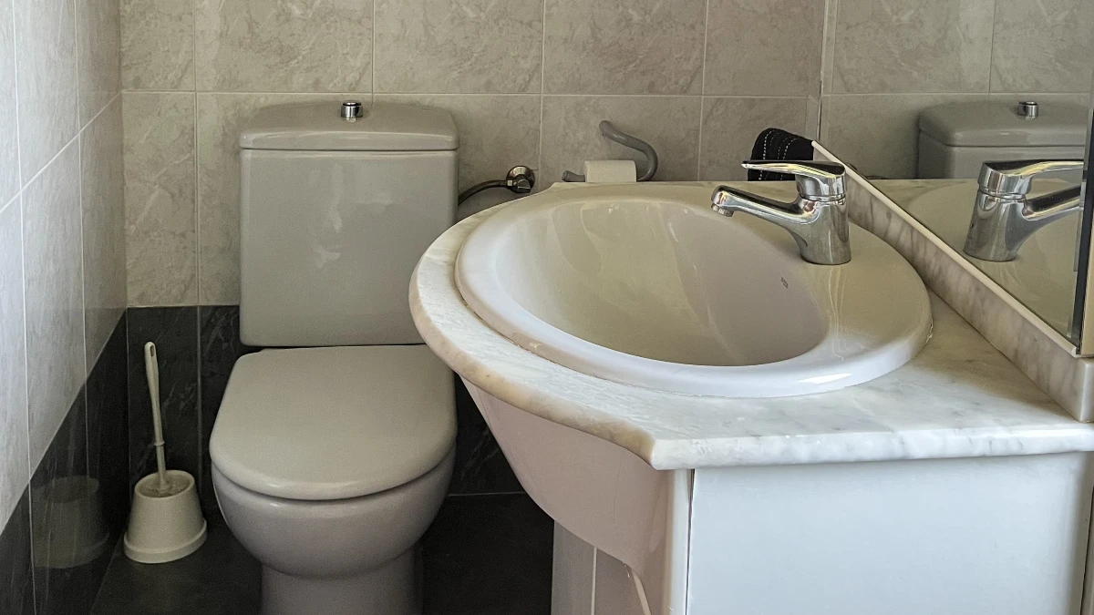 Aseo Ducha Casa Faro Ajo